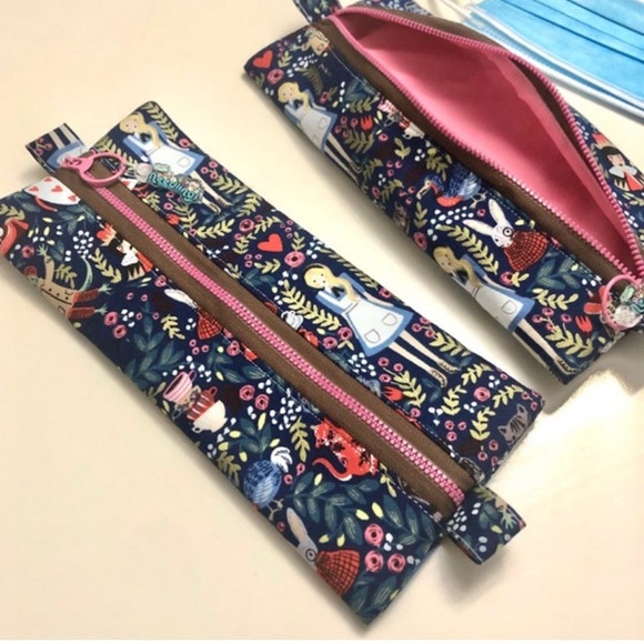 Needlings Handmade Wonderland Zipper Pouch Mask Case - Picture 4 of 4